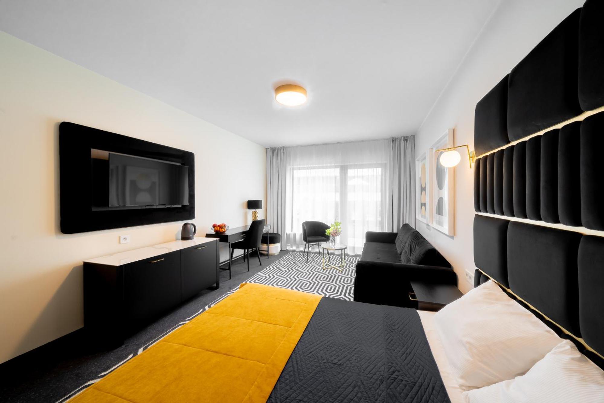 Lulu Apartments - Rosa - Studio Hotelowe Z Klimatyzacja I Konsola Ps4 - Solny Resort Kolobrzeg Exterior photo