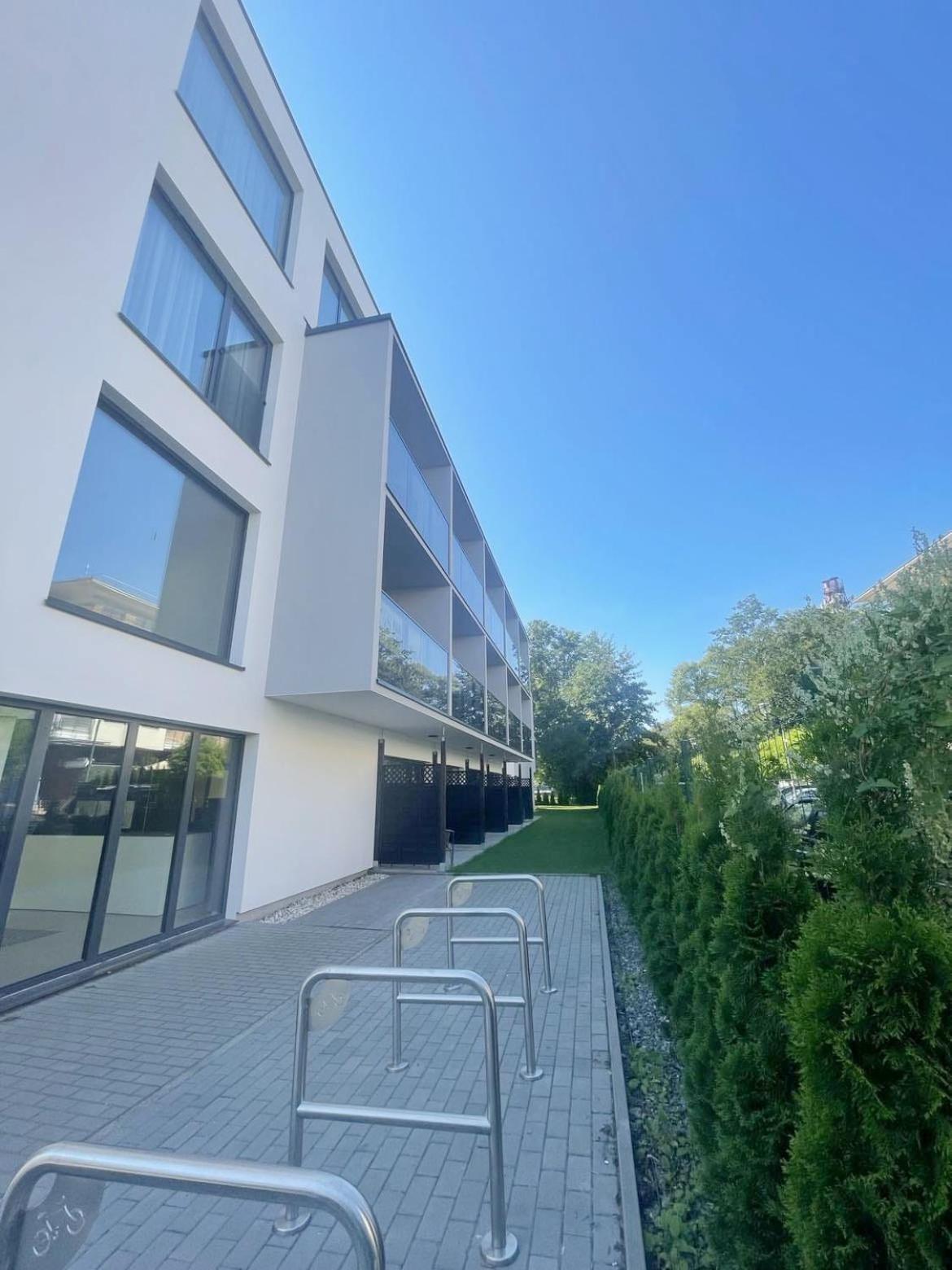Lulu Apartments - Rosa - Studio Hotelowe Z Klimatyzacja I Konsola Ps4 - Solny Resort Kolobrzeg Exterior photo