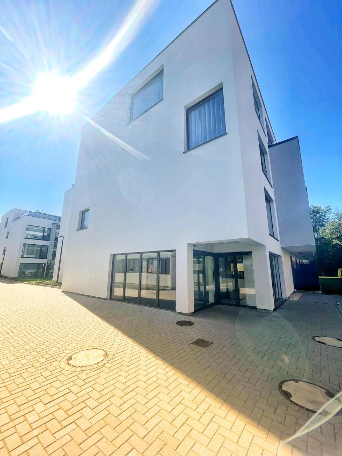 Lulu Apartments - Rosa - Studio Hotelowe Z Klimatyzacja I Konsola Ps4 - Solny Resort Kolobrzeg Exterior photo